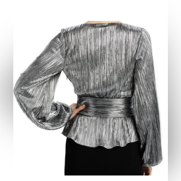 ML Monique Lhuillier Metallic Blouse Silver Small - Picture 3 of 15